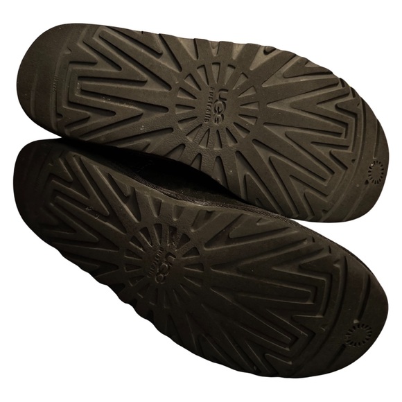 UGG Tall Classic Boot Womans Size 8 - Picture 5 of 6